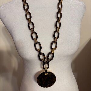 RARE MICHAEL KORS Gold Tortoise Large Chain Link Disk Pendant Necklace & Pouch